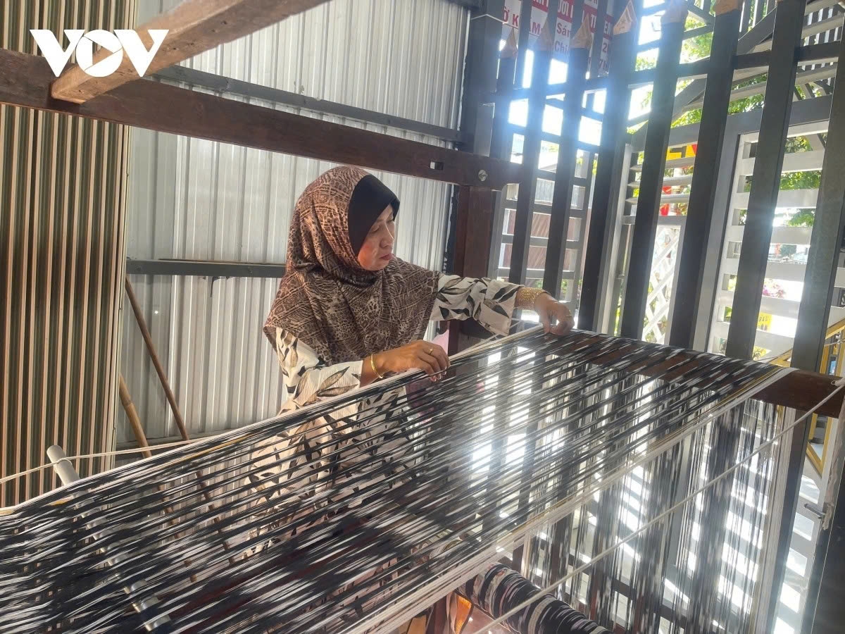 The weaving craft is mainly practiced by women, passed down through many generations.