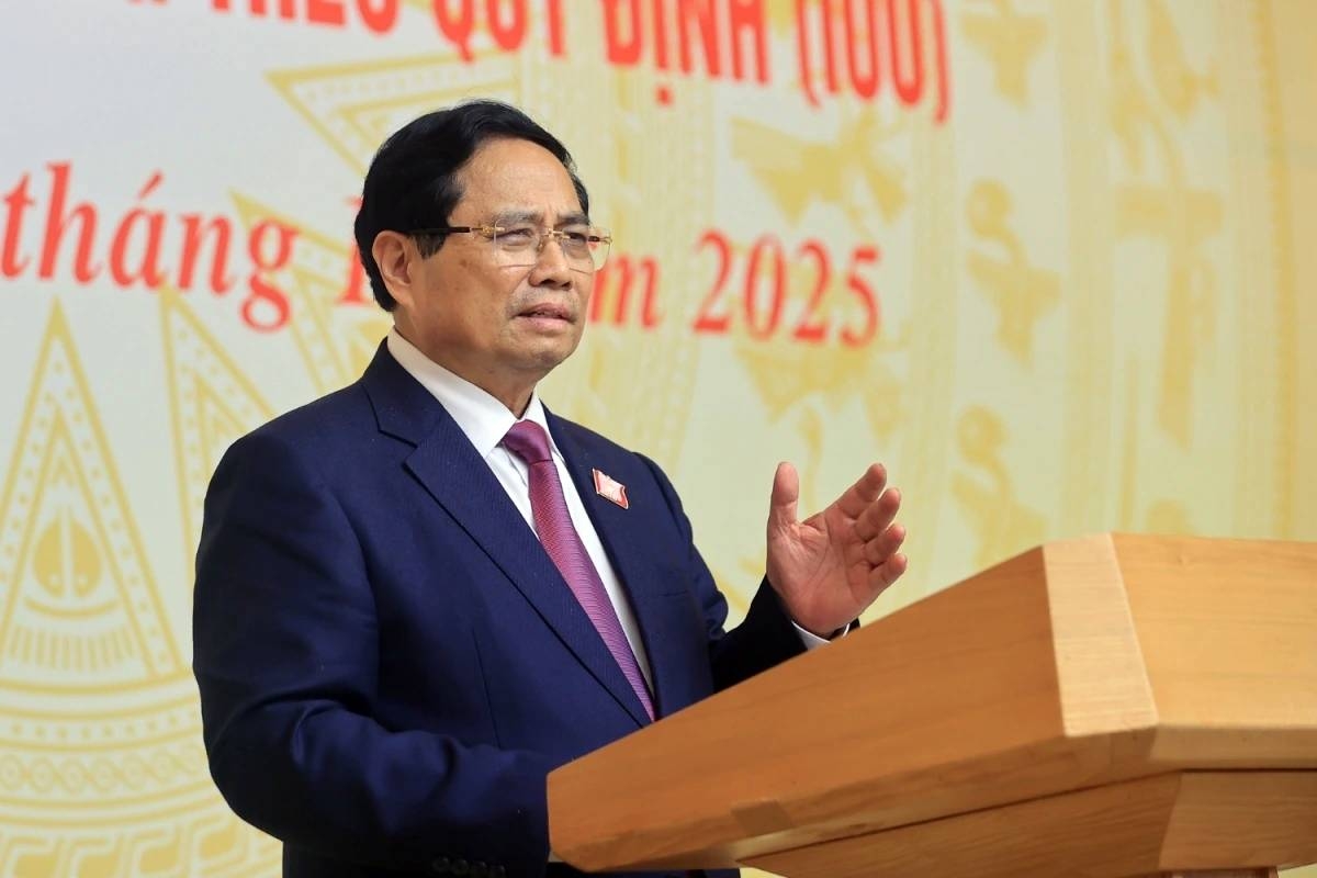 Prime Minister Pham Minh Chinh has ordered senior officials at ministries and coastal provinces to take full, direct responsibility if illegal fishing persists or if the country fails to meet deadlines to lift the EU’s “yellow card” warning on IUU fishing