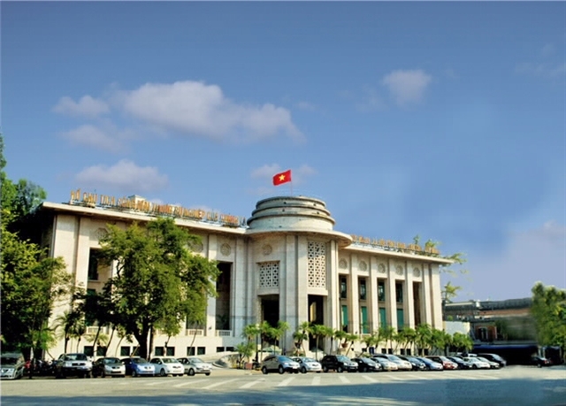 The State Bank of Vietnam headquarters in Hanoi. The refinancing interest rate is forecast to converge with the deposit interest rate ceiling in 2026, implying a 75 basis point increase in the second quarter of 2026. (Photo: sbv.gov.vn)