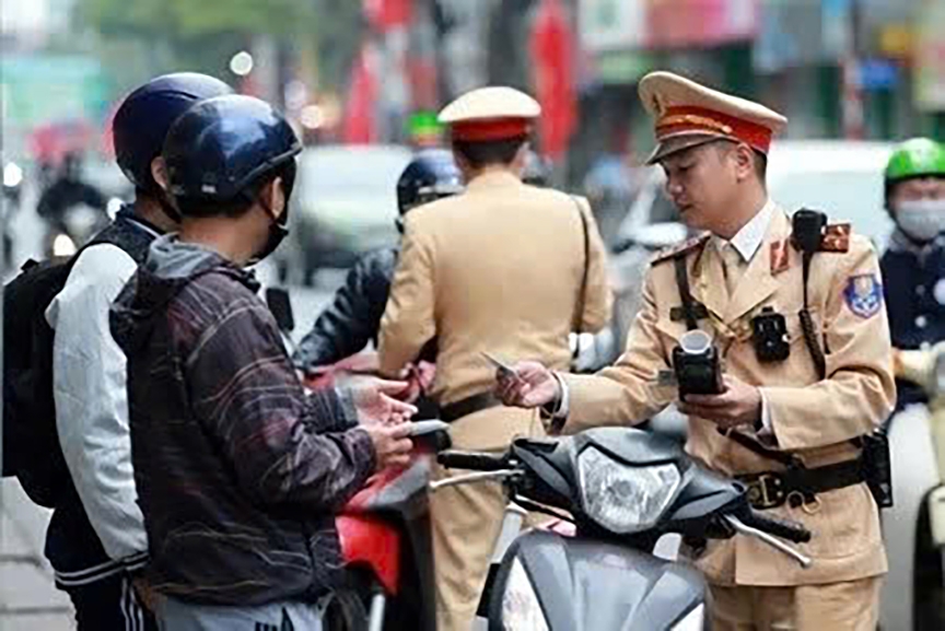 Notably, enforcement is not limited to drivers of cars and motorcycles. Police also expand checks to include cyclists, a move aimed at addressing all alcohol-related traffic violations.