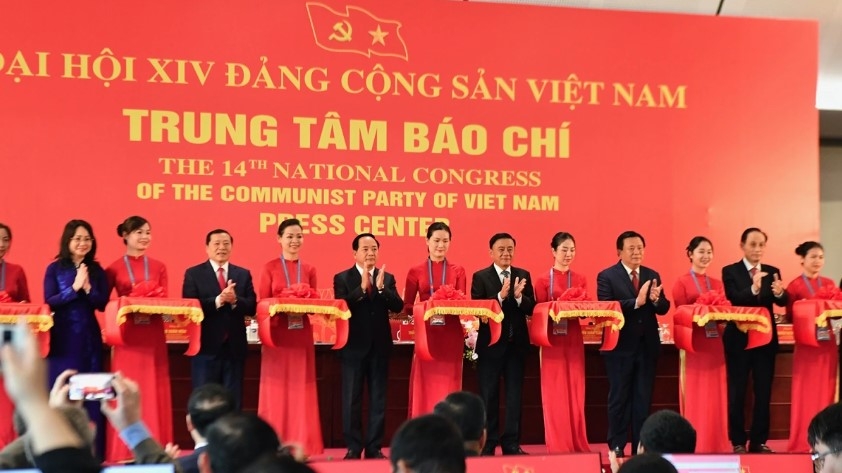  The ribbon-cutting ceremony to inaugurate the Press Center for the 14th National Party Congress
