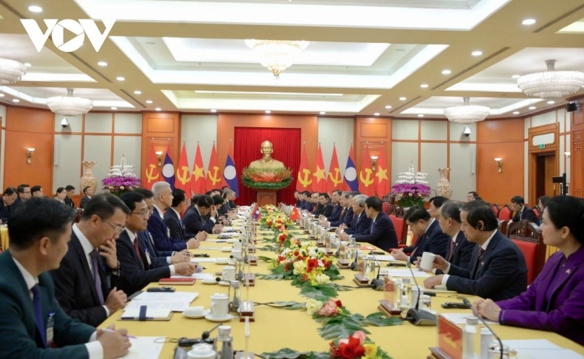 At the talks between Party General Secretary To Lam and General Secretary of the Lao People’s Revolutionary Party and President Thongloun Sisoulith