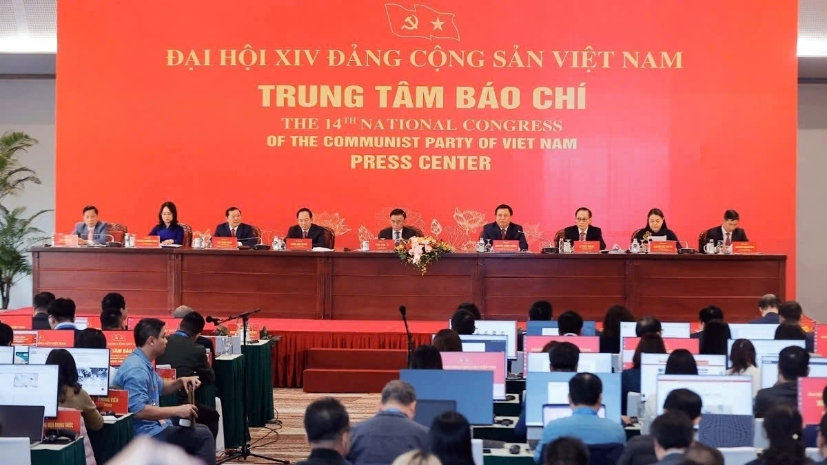 Delegates at the international press briefing in Hanoi on January 14