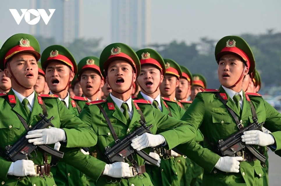 The full rehearsal takes place on Le Quang Dao street, in front of the My Dinh National Stadium.