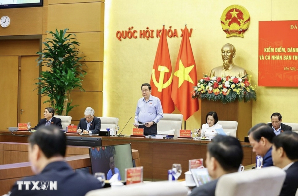 National Assembly Chairman Tran Thanh Man addresses a session of the National Assembly Standing Committee. (Photo: VNA)