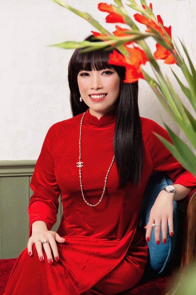 Stéphanie DO, who has lived in France since childhood, is elected to the French National Assembly for the 2017–2022 term, becoming the first lawmaker of Vietnamese origin in the history of the French legislature. (Photo: VNA)