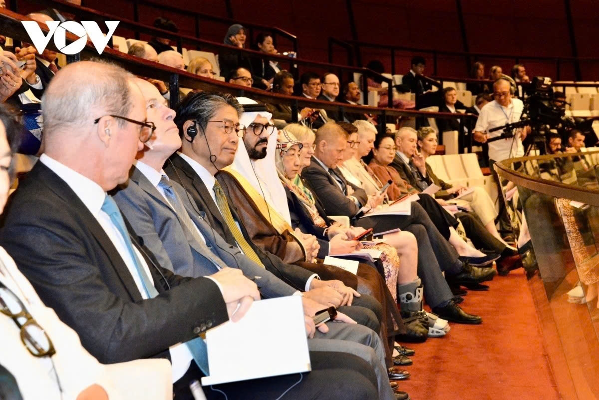 Foreign delegates attend the opening of the 10th session of the 15th National Assembly in Hanoi in late 2025