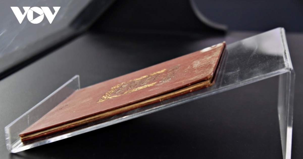 One of the historic milestones of the first National Assembly was the adoption of the 1946 Constitution, Vietnam’s first constitution. Photo: The 1946 Constitution on display at the Exhibition marking 80 years of national achievements.