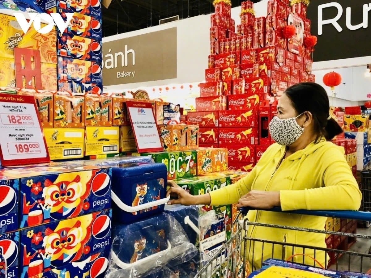 Supermarkets have stockpiled essential goods to meet consumers' rising demand for the lunar New Year holiday 2026