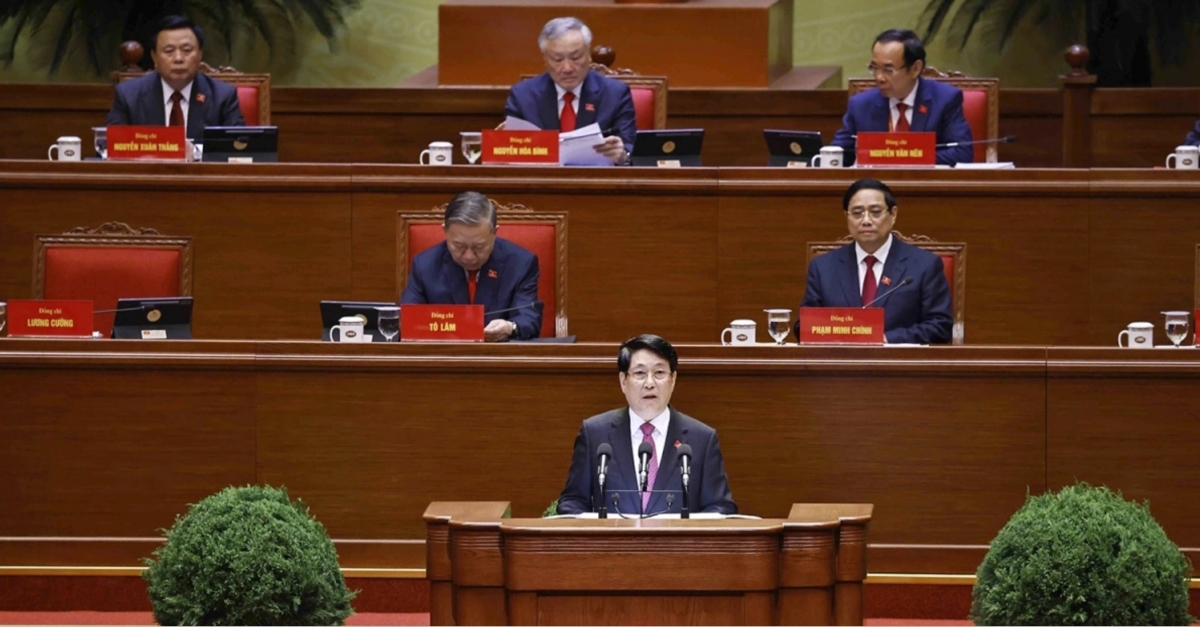 Politburo member and State President Luong Cuong delivers the opening address at the 14th National Party Congress.