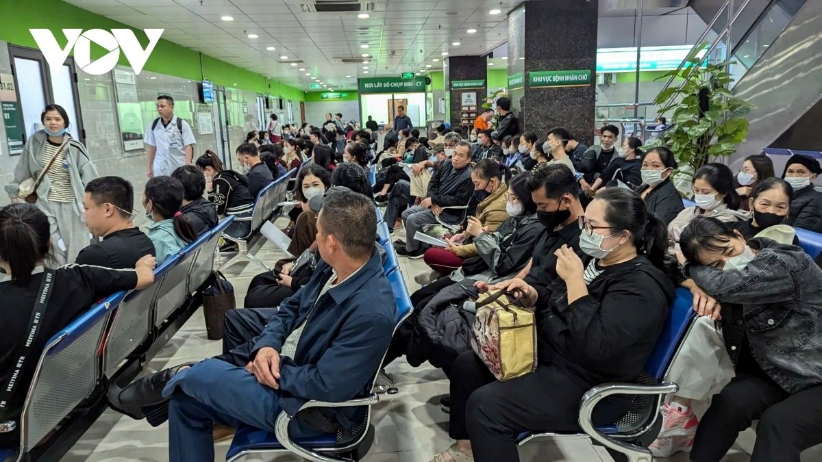 Overcrowding at top-tier hospitals is one of the key issues that needs to be addressed to improve patient satisfaction