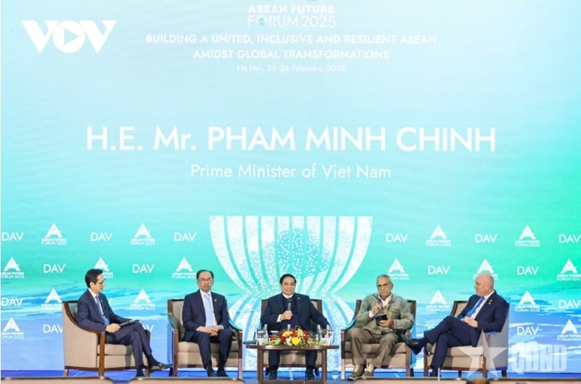 Prime Minister Pham Minh Chinh attends the high-level plenary session of the ASEAN Future Forum 2025 alongside senior leaders from other countries.