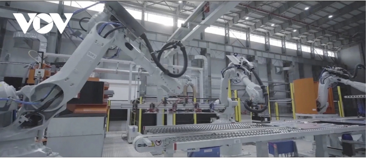 Science and technology, innovation and digital transformation are identified as new growth drivers