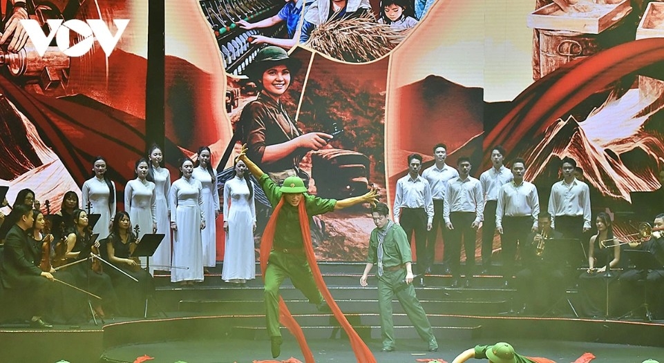 Chapter II – The Road Ahead: Recreating the momentum of renewal and the spirit of creativity, intellect and resilience of the Vietnamese nation on its journey of building, developing and safeguarding the Fatherland under the Party’s leadership.