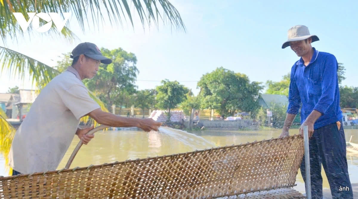 Making a rice paper sheet requires many meticulous steps which require the skillfulness and patience.