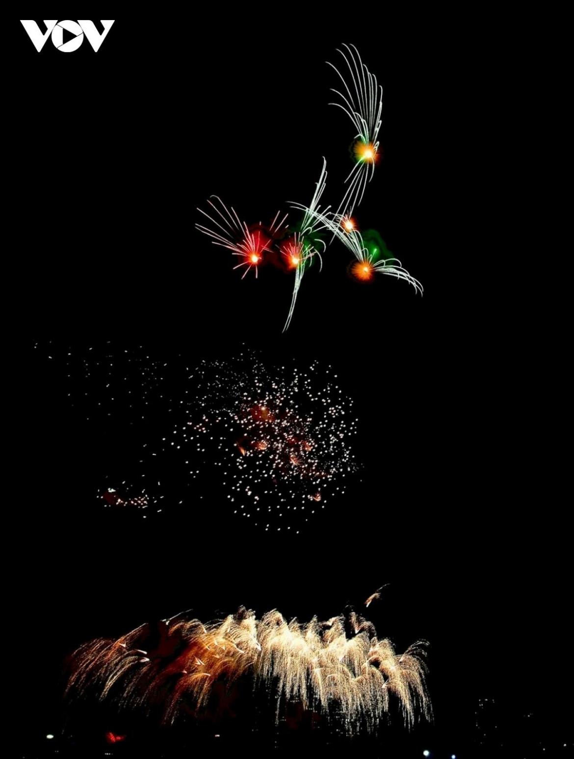 Each low-altitude site is fitted with 120 fireworks racks, helping maintain a consistent display scale across the city.