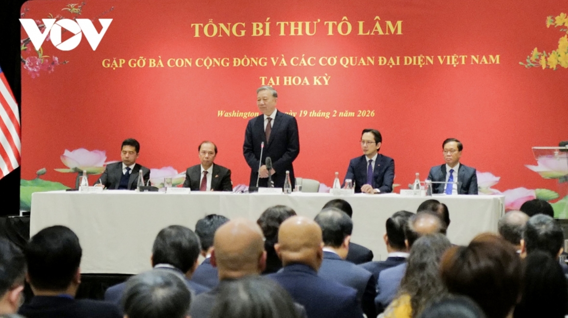 Party General Secretary To Lam meets Vietnamese community and representative offices in US