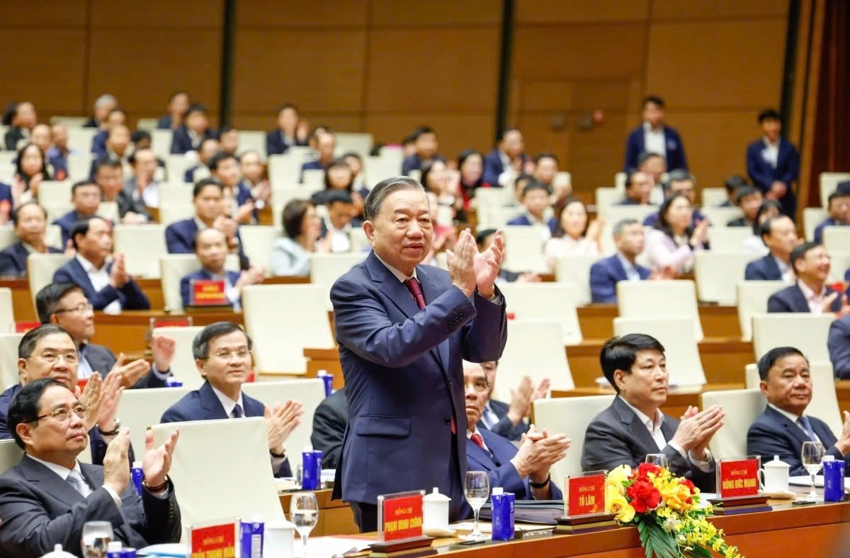 Party General Secretary To Lam attends the conference in Hanoi
