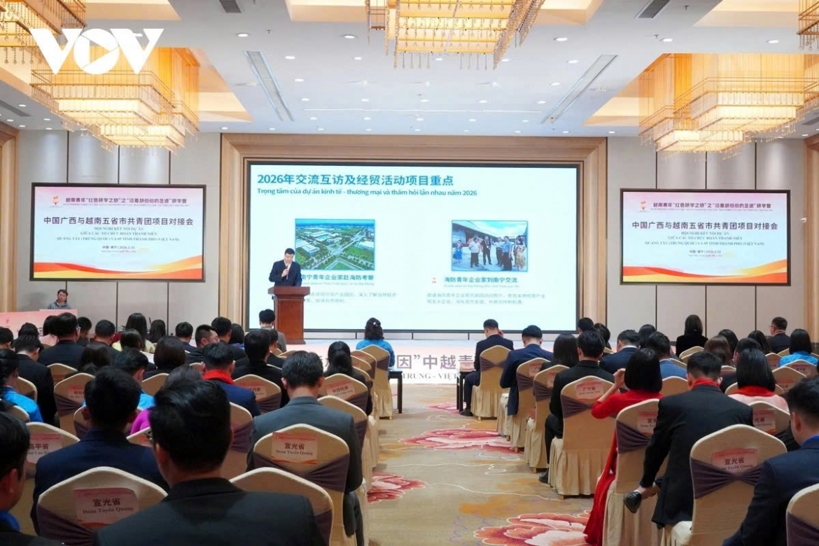Delegates from five Vietnamese localities and Guangxi attend the youth exchange