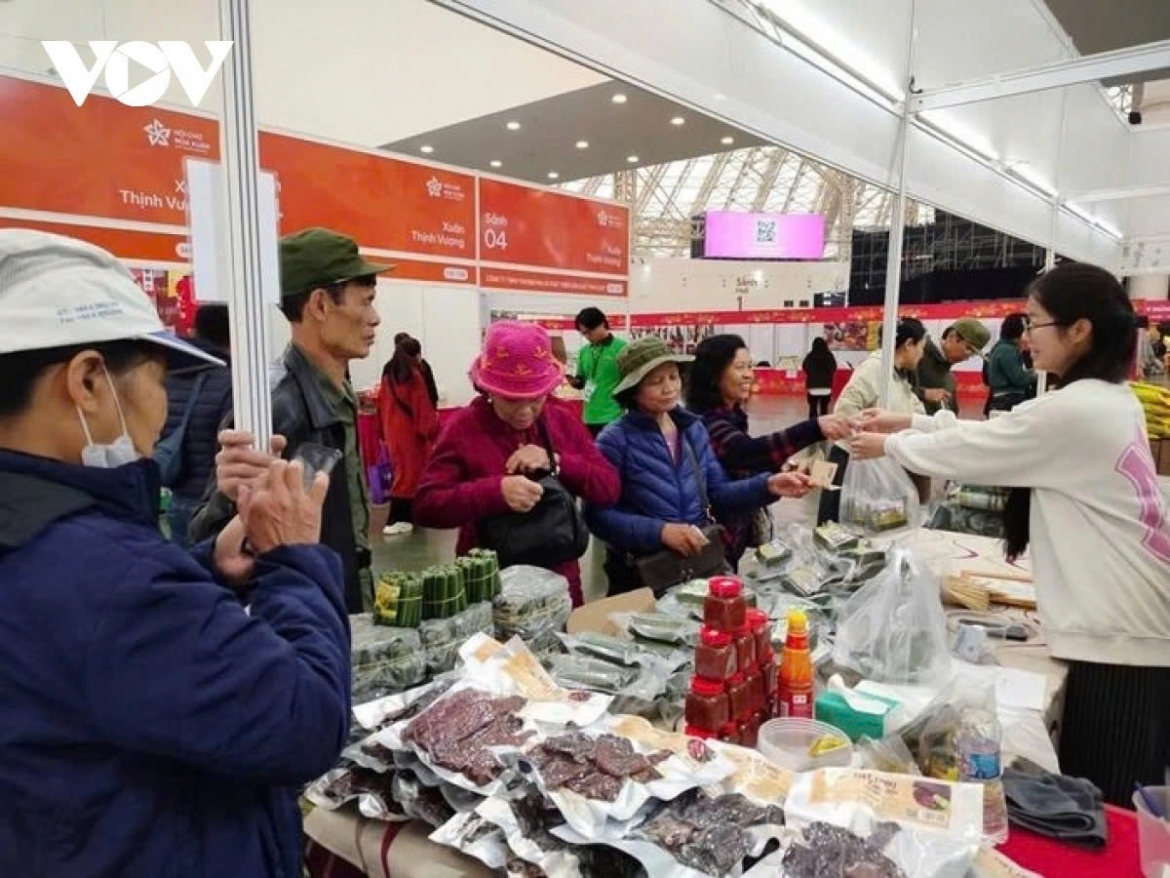 Consumers prefer dried buffalo, pork and sausages at the fair