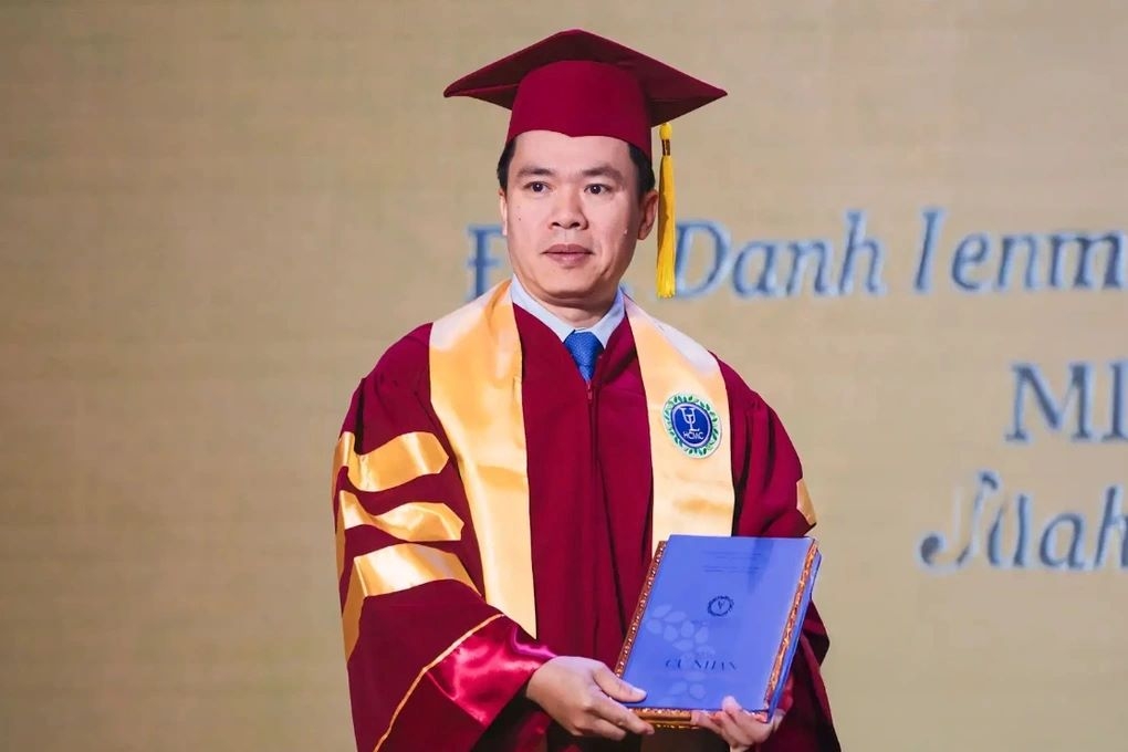 Vietnamese Prof. Dr. Do Van Dai