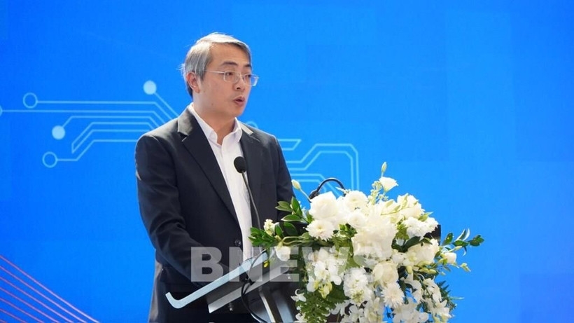 Deputy Director of the E-commerce and Digital Economy Agency Hoang Ninh speaks at the E-commerce Forum 2026 (Photo: VNA)