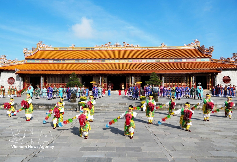 A reenactment of the Nguyen Dynasty’s Lunar New Year Grand Royal Audience ceremony at Thai Hoa Palace in the Hue Imperial Citadel.