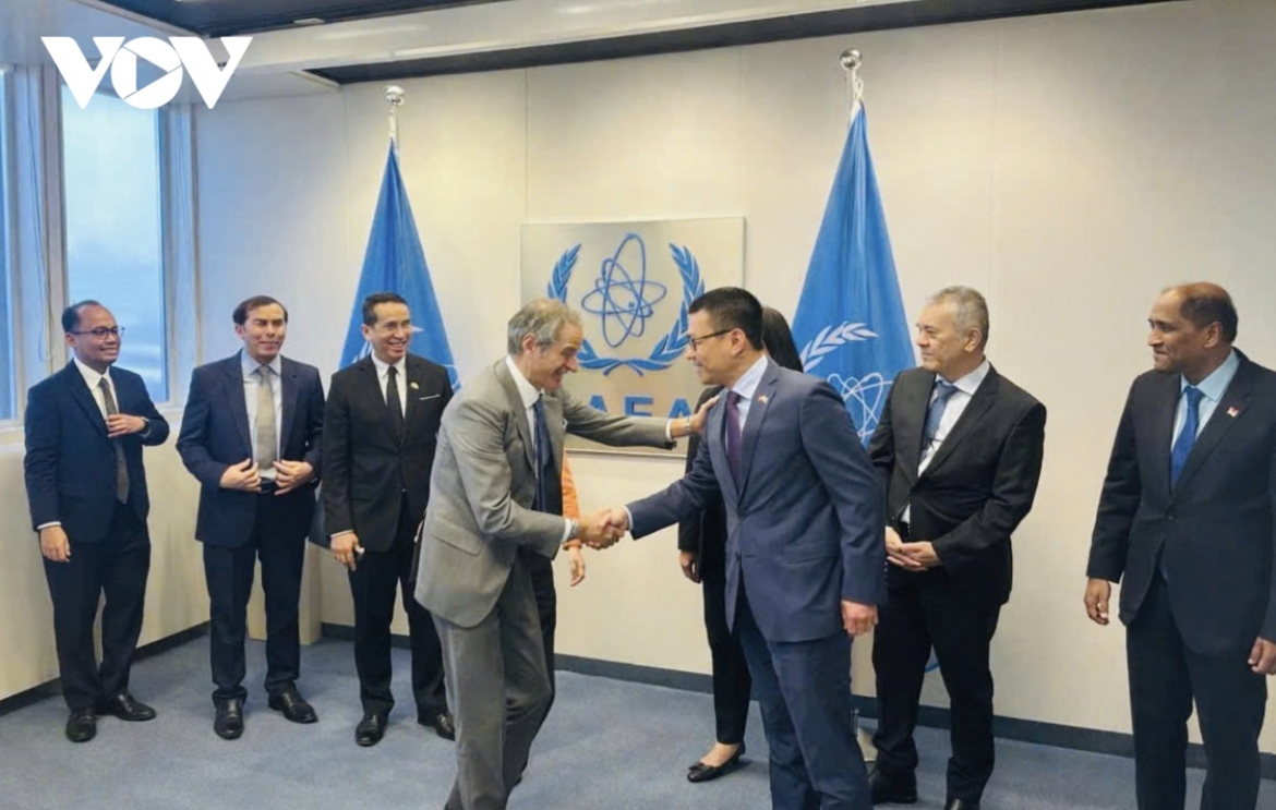 IAEA Director General Grossi pledges close coordination to support Vietnam in fulfilling its international responsibility.
