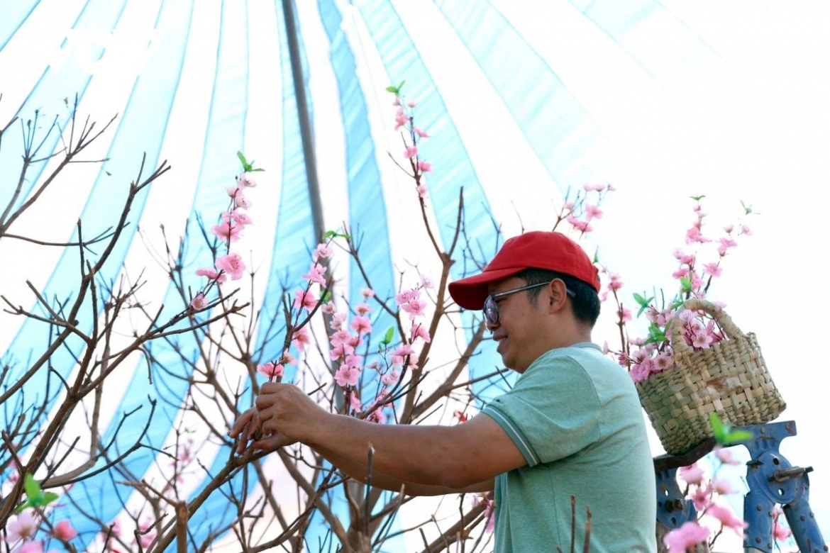 Peach blossoms in full bloom in Bentiu, South Sudan