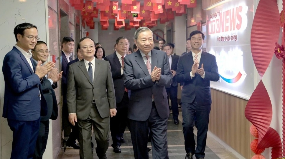 The Parrty leader visits and inspects information and communications work, while encouraging officials and staff of VTC News, under VOV.