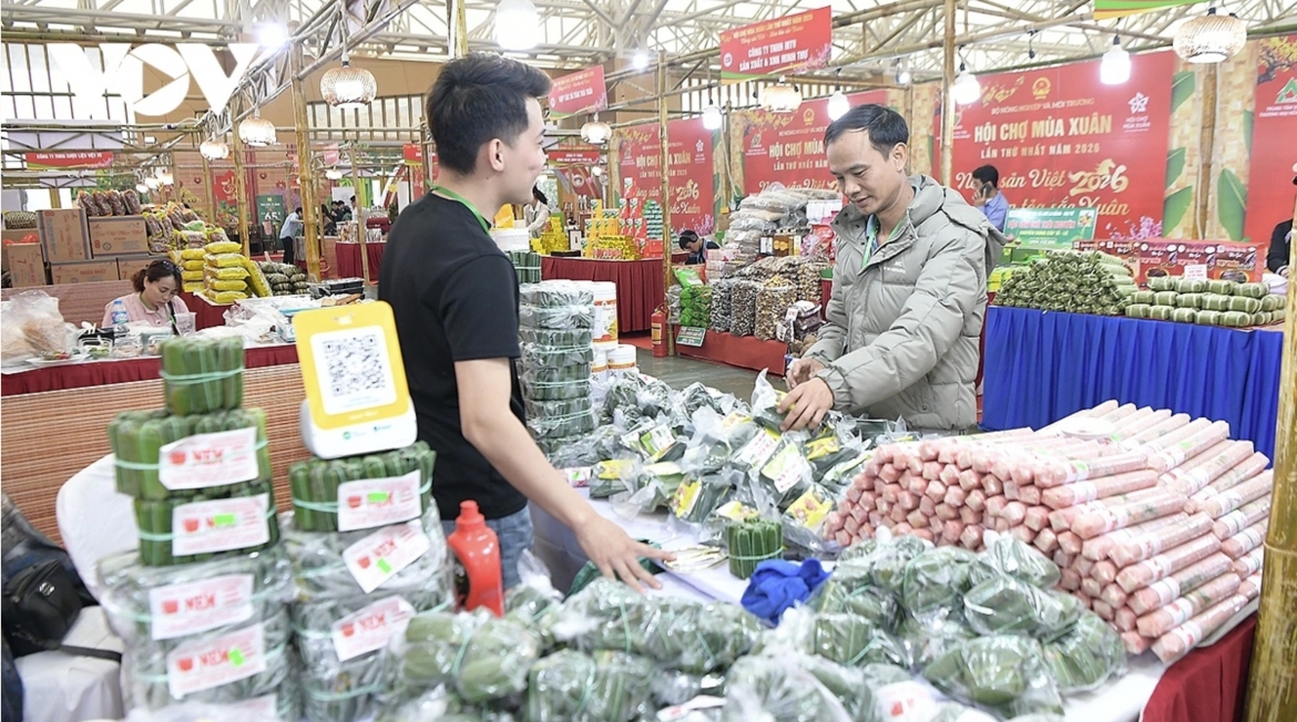 The “Vietnamese agricultural products -spreading the colours of spring” section, led by the Ministry of Agriculture and Environment, serves as a focal space highlighting agriculture and the rural economy.