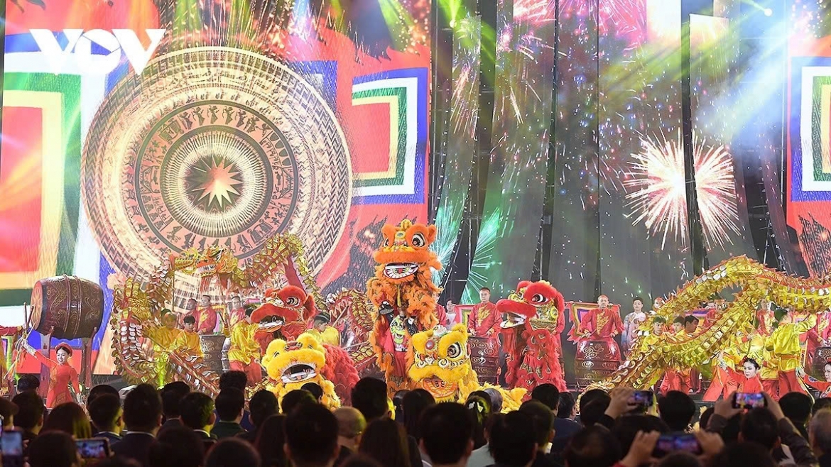 The fair will be open to the public and tourists for free from February 2 to 13 at the Kim Quy Exhibition House - Vietnam Exposition Centre, Hanoi.