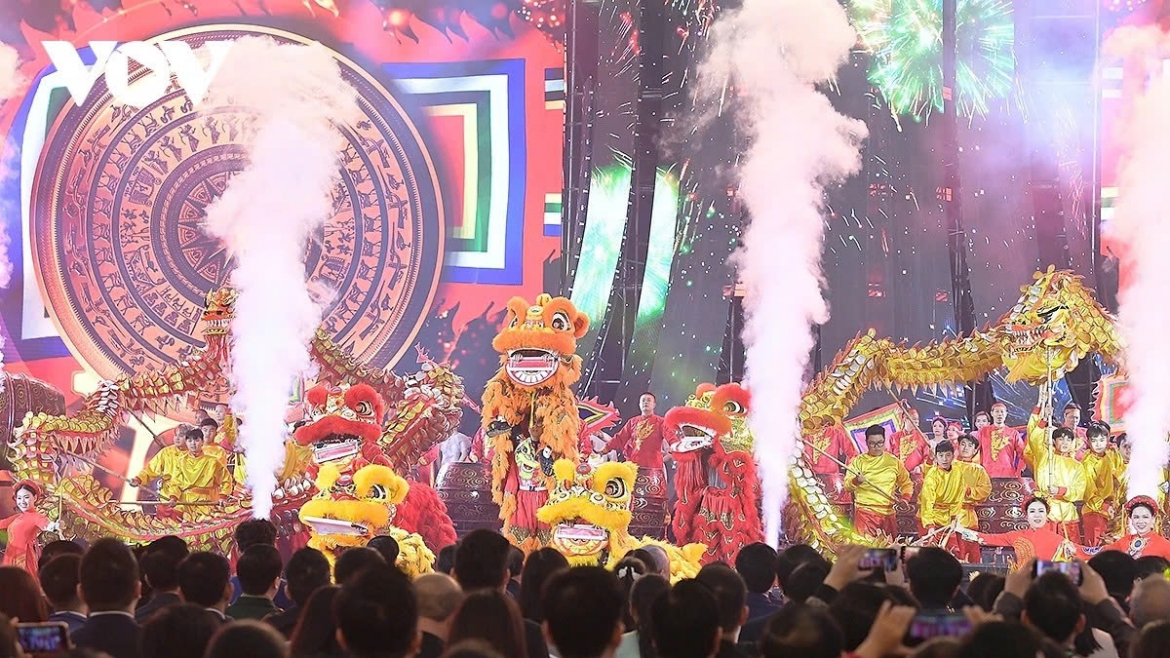 A trade fair is not merely a product showcase, but a platform that reflects a nation’s economic level, production capacity, commercial value and service standards, conveying Vietnam’s stature and giving Vietnamese brands the wings to reach global markets.