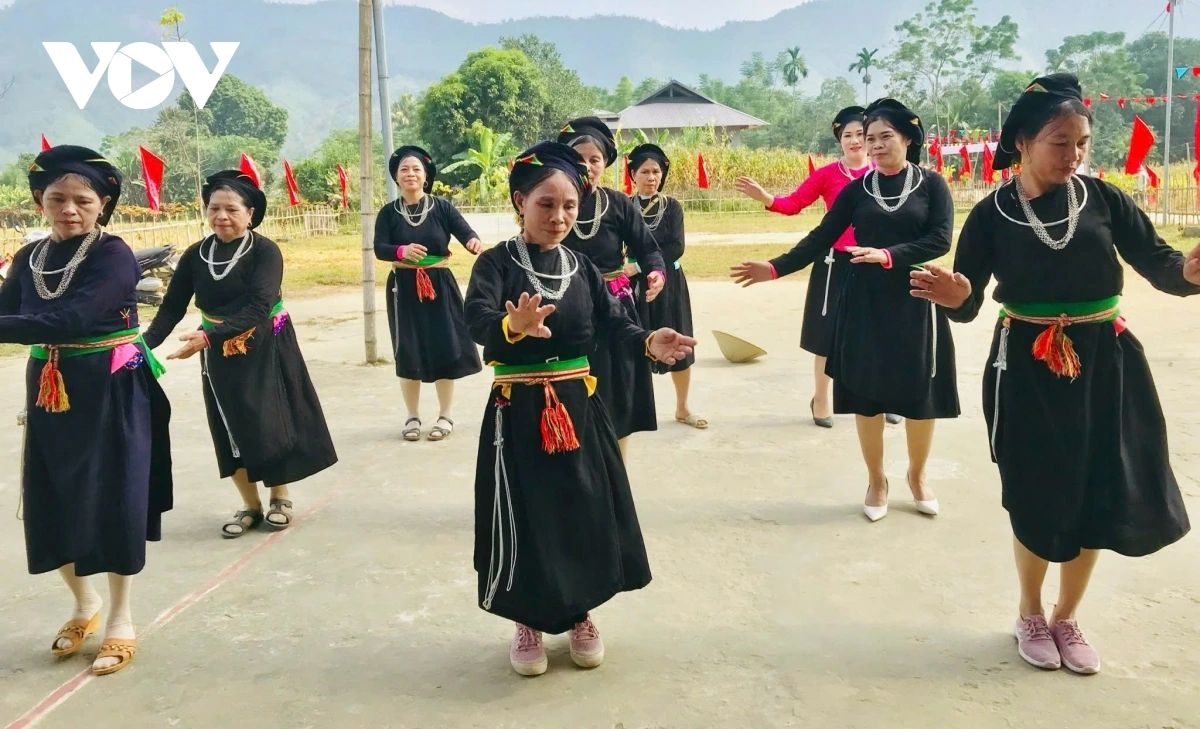 Tay ethnic people in Lao Cai province cherish fine customs during the Lunar New Year holiday