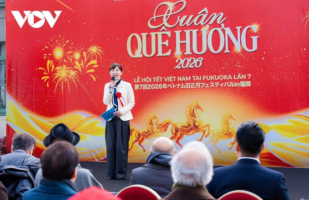 Tetsuko Ueda, Vice Governor of Fukuoka prefecture extends Lunar New Year greetings to the Overseas Vietnamese community 