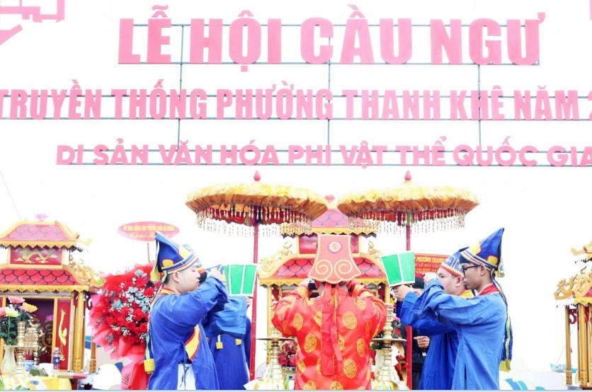 The Cau Ngu Festival is one of the oldest traditional festivals of coastal communities