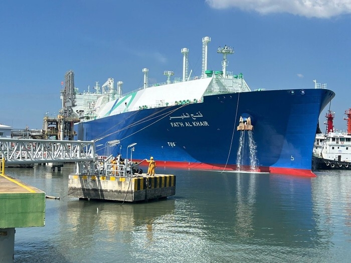 FAT’H AL KHAIR LNG, carrying around 63,000 tonnes of LNG from the Middle East arrives at Vietnam’s Thi Vai terminal. (Photo: PV Gas)