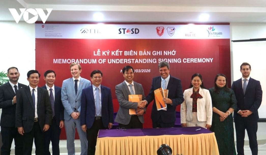 Overview of the signing ceremony