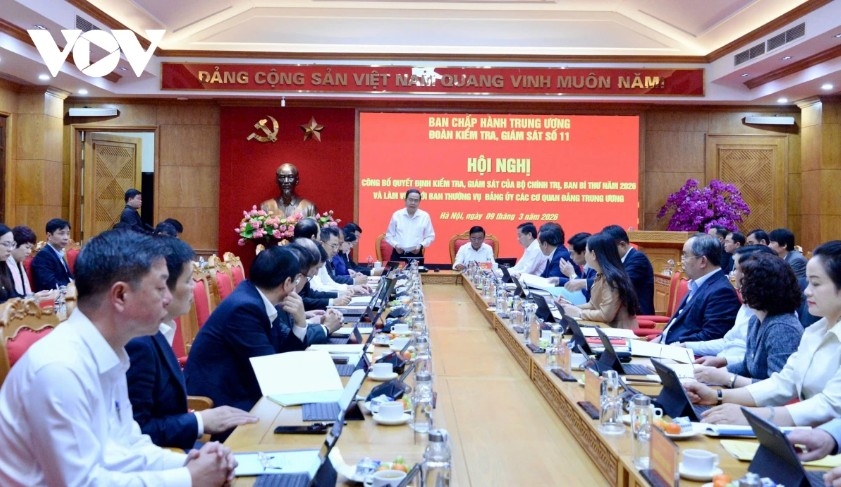 The conference announces the Politburo and Secretariat’s 2026 inspection and supervision decision and holds working sessions with the Standing Committee of the Party Committee of central Party agencies. (Photo: VNA)