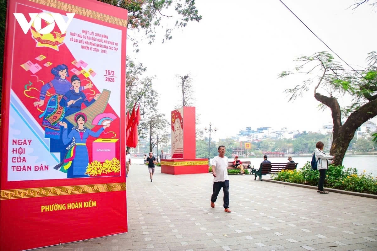 Election Day March 15 is considered the festive day of the Vietnamese people. A large poster illustrating Election Day in Hanoi