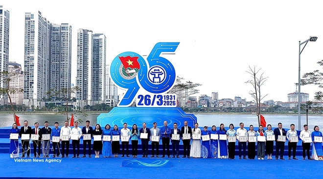 Outstanding Youth Union officials in the capital city of Hanoi. (Photo: VNA)