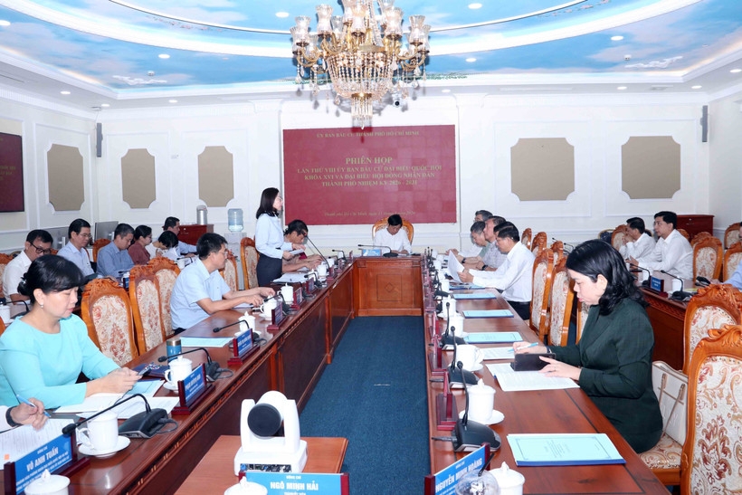 Ho Chi Minh City's Election Committee convenes its eighth meeting on March 11. (Photo: VNA)
