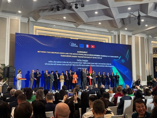 A number of MoUs and agreements are signed at the event.