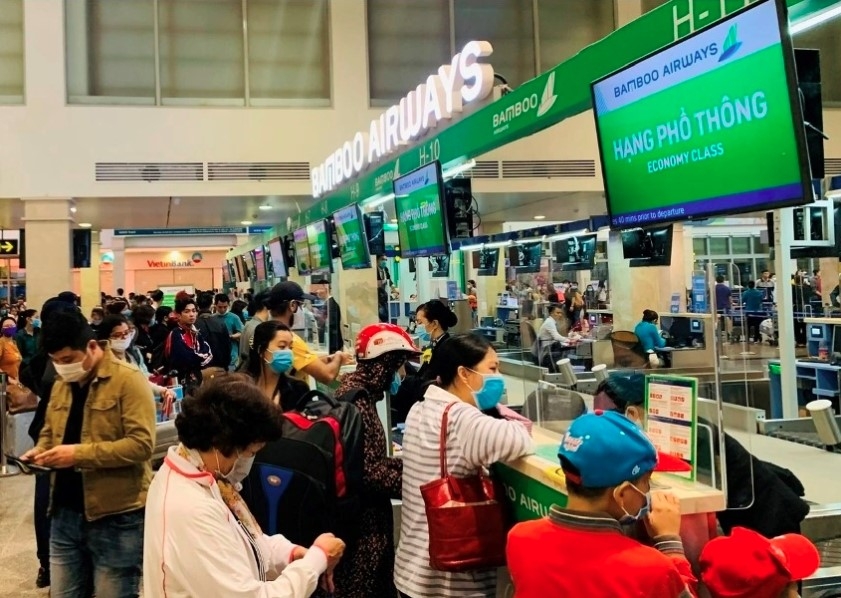 Jet fuel shortages and soaring prices force Vietnamese airlines to restructure networks and optimise fleets from April 2026