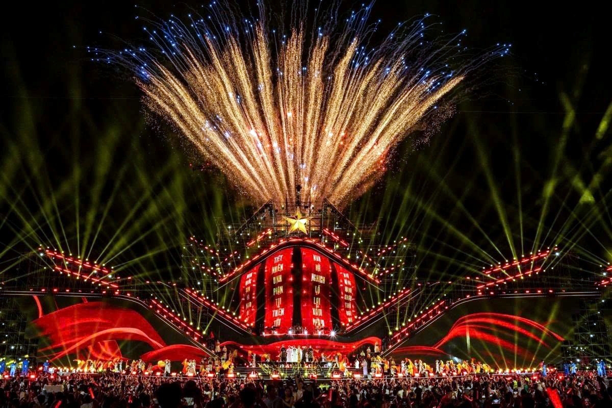 Many national concerts have been held, attracting tens of thousands of spectators and generating strong social impact