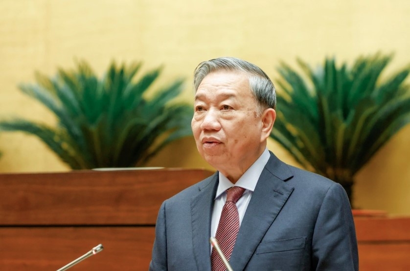 Party General Secretary To Lam delivers directives at the national conference reviewing the election of deputies to the 16th National Assembly and People’s Councils for the 2026-2031 term.