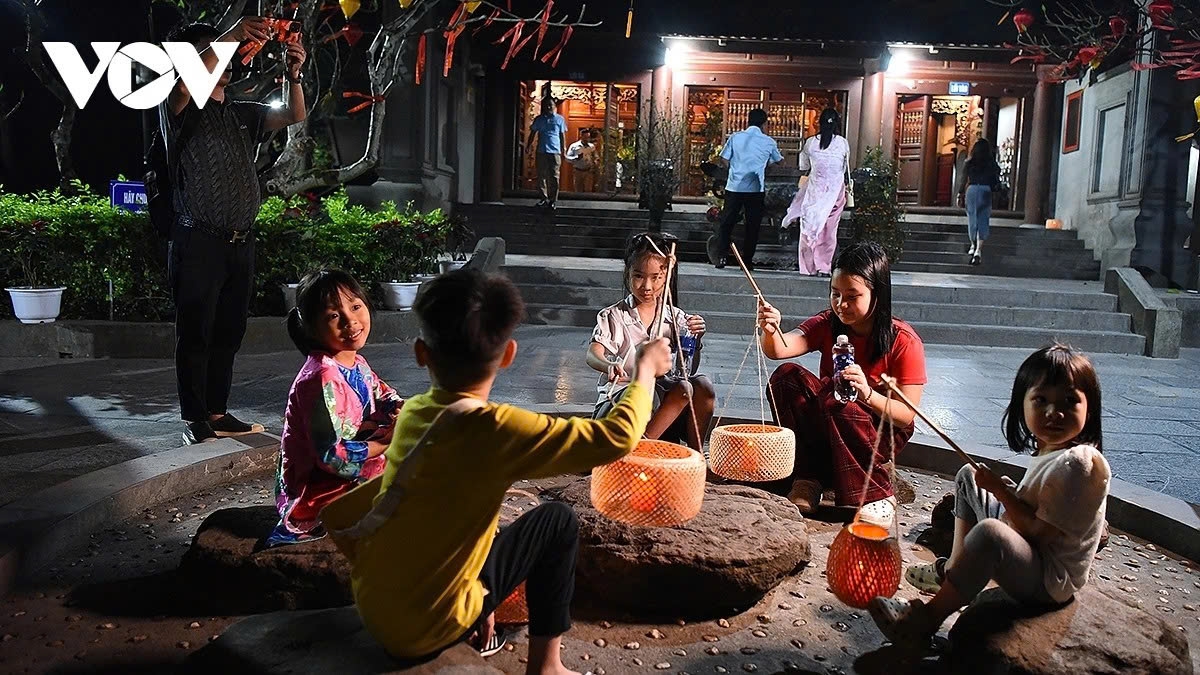 Children take part in the night tour