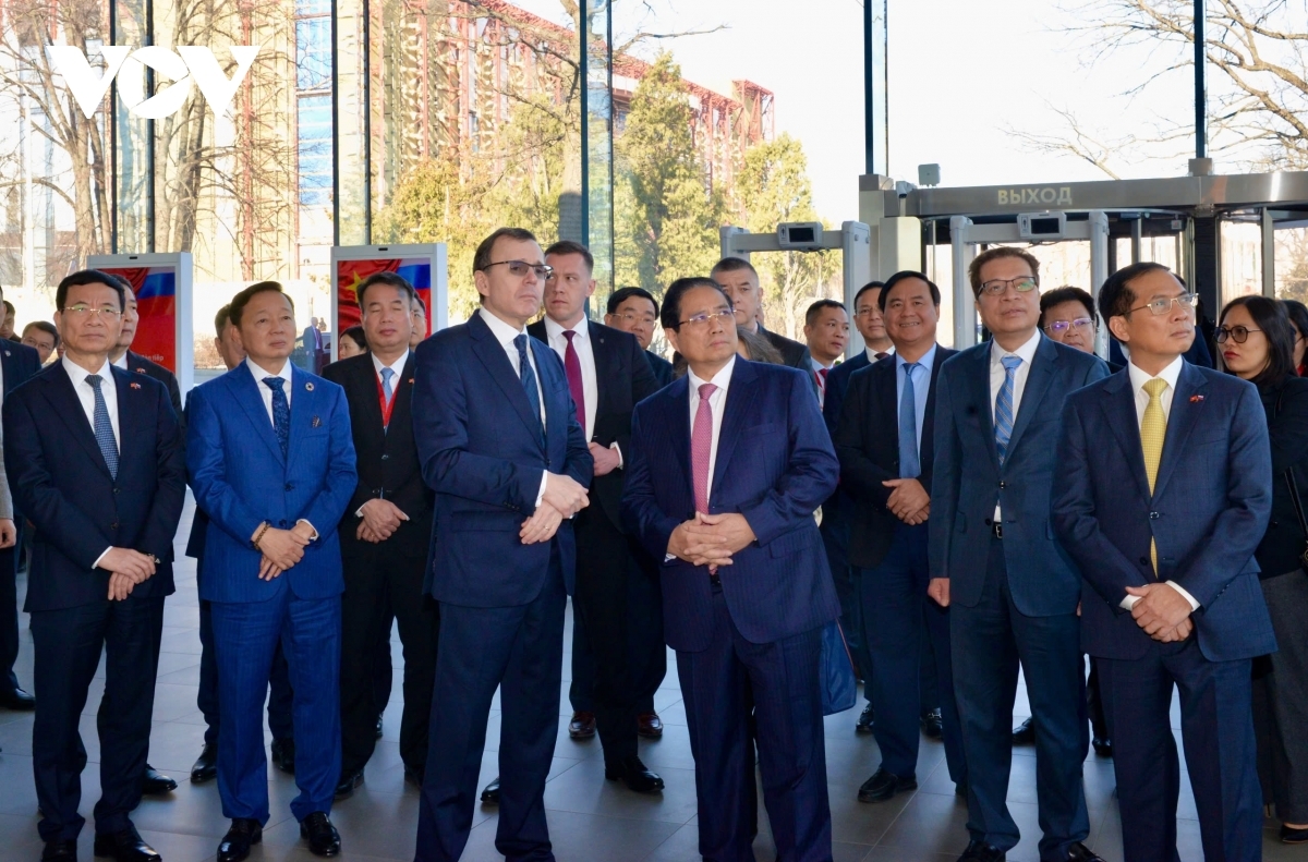 Vietnamese Prime Minister Pham Minh Chinh visits the ATOM Museum, Russia's largest, most modern exhibition dedicated to the nuclear industry, on March 24