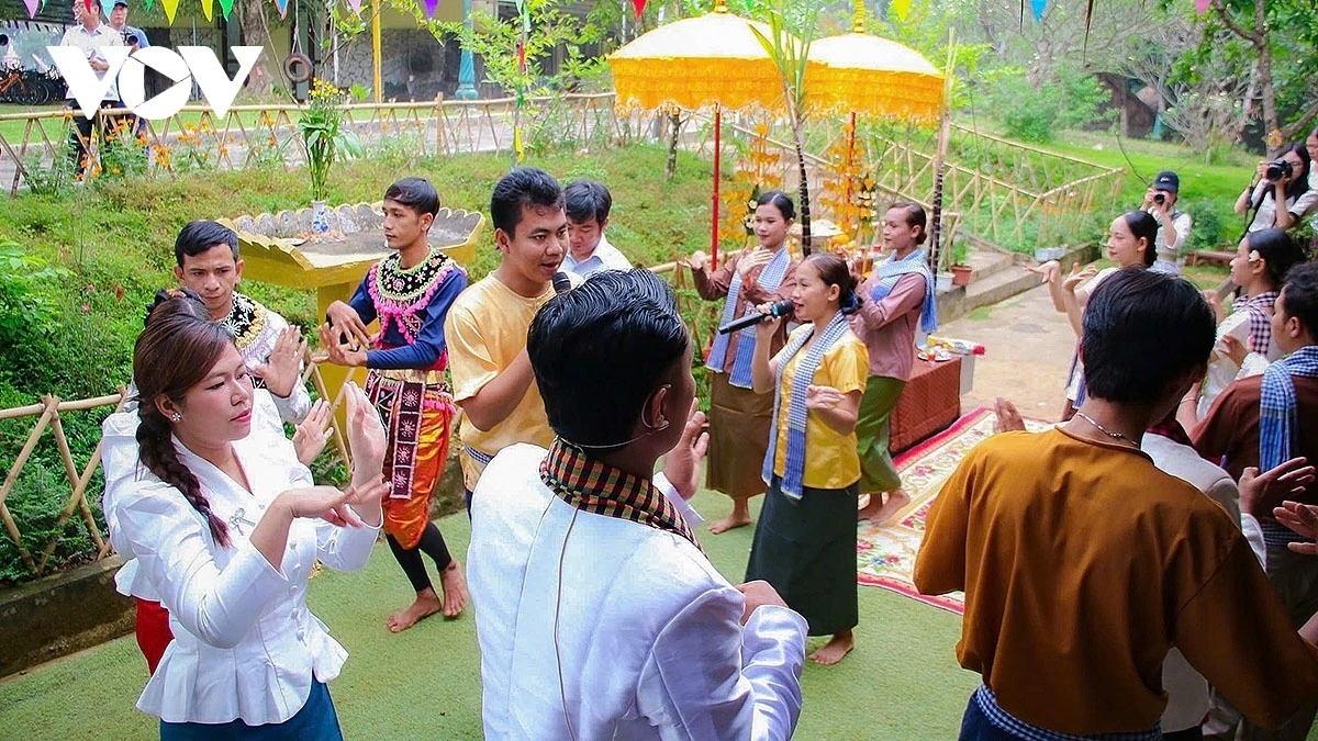 The Ok Om Bok Festival is often accompanied by vibrant cultural activities, including traditional Khmer folk performances.