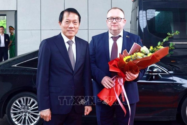 Minister of Public Security Luong Tam Quang welcomes Chairman of the Belarusian State Forensic Examination Committee  Volkov Alexei Aleksandrovich (Photo: VNA)